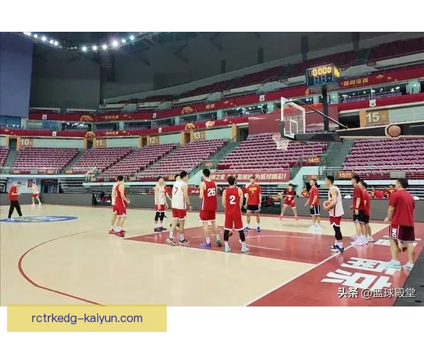 比利时蒂莱曼斯在莱斯特城表现稳健，状态逐渐回暖