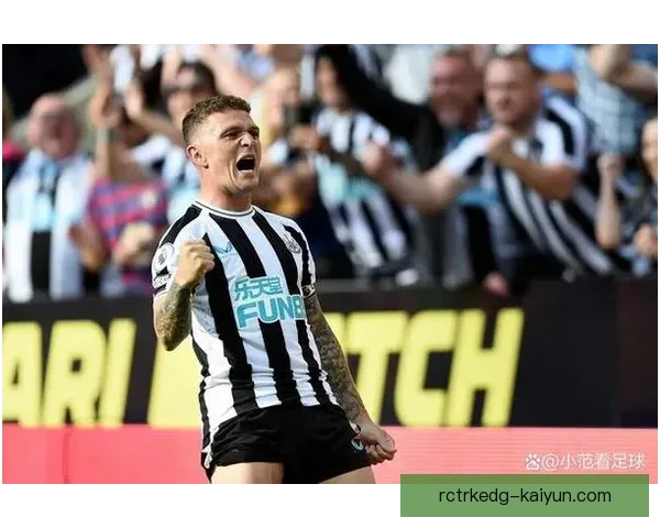 米基·范德芬在英超数据表现稳健，竞争力增强引关注